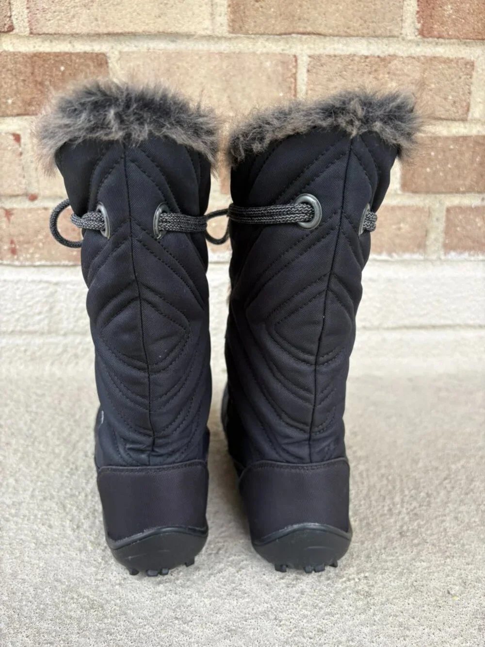 Columbia Minx Mid III Boot Women's Size 7.5